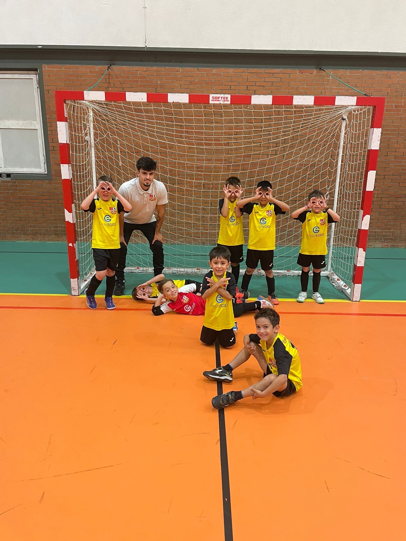 📣 Crónica 18-19 Octubre – Futsal Pinto ⚽🖤💛